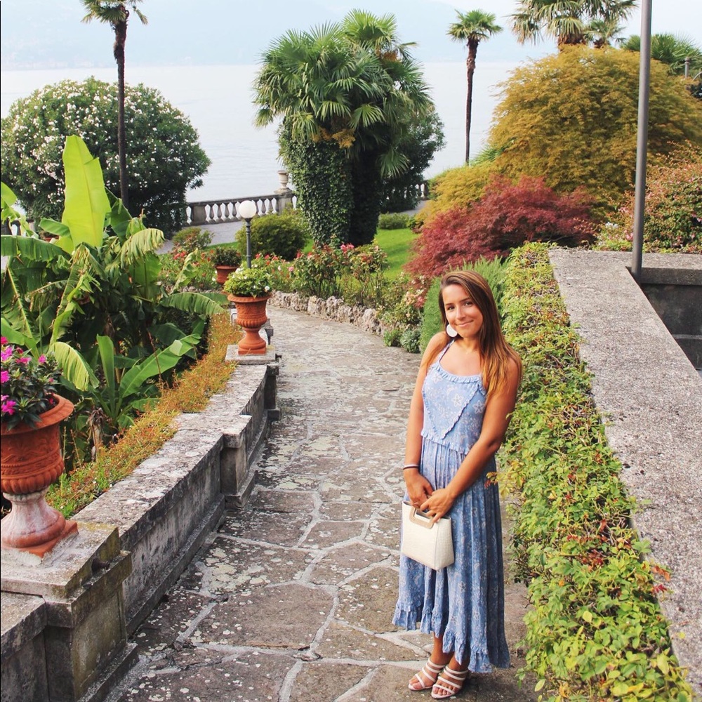 Meet your Posher, Adrienne